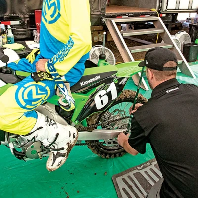 Setting sag for motocross suspension setup